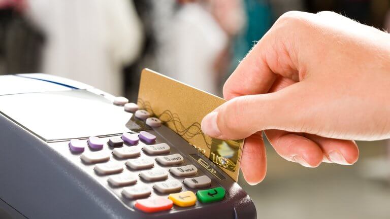 Why physical currency in a digital economy is still a must for UK travelers