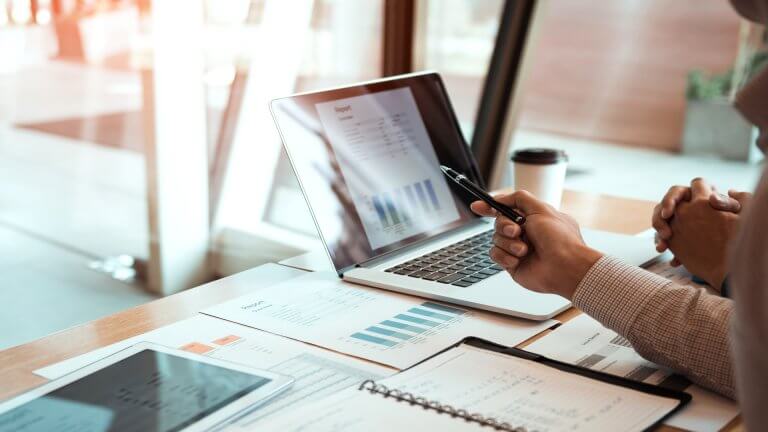 Beating the City – Could it Pay to be Your Own Fund Manager