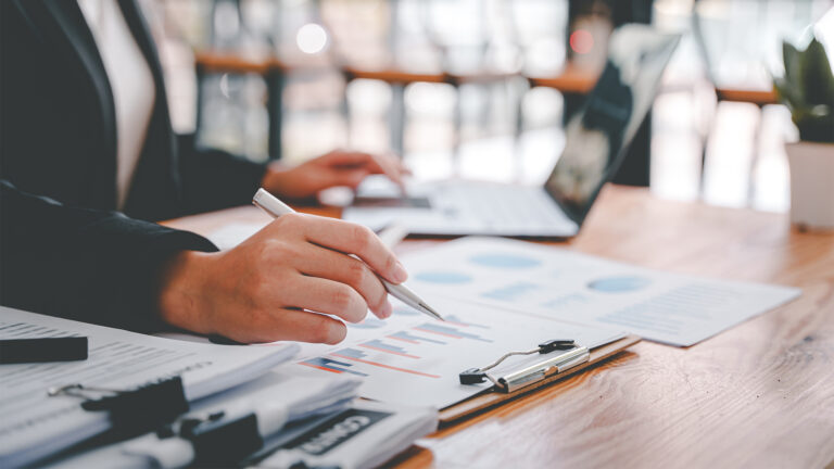 Using Predictive Analytics for Proactive Wealth Preservation Strategies