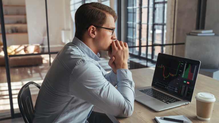 Two in Five UK Crypto Investors Say Their Bank Has Blocked or Delayed Payment to Provider