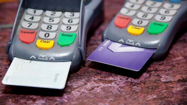 A Practical Guide to Keeping Your Everyday Banking Costs Low