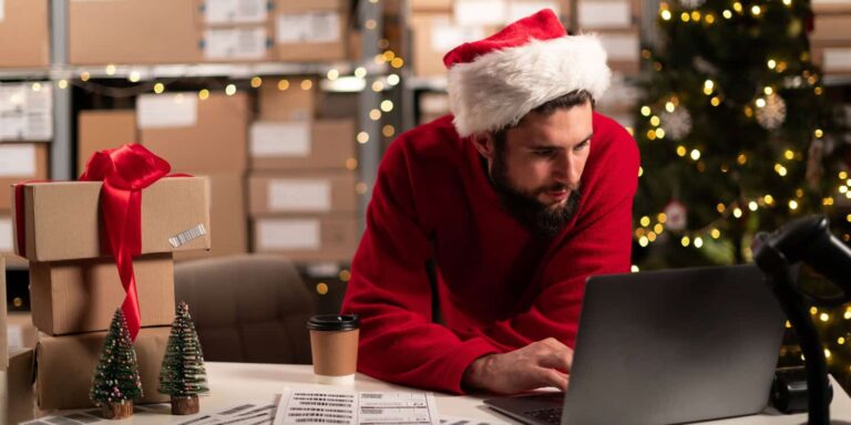 Smart Ways Small Business Owners Can Prep For The Holiday Season